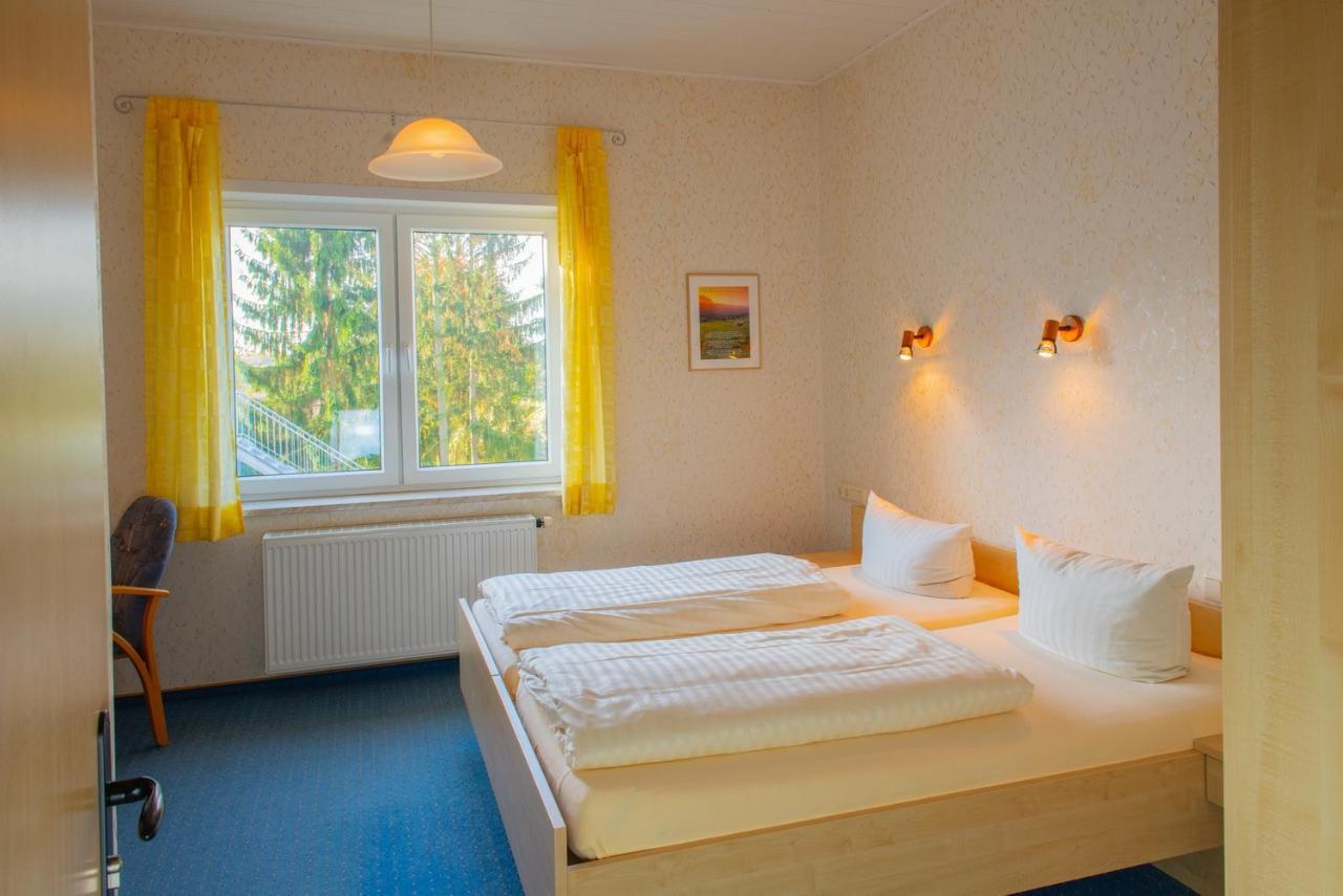 Christliche Gaestehaeuser Weinstrasse Neustadt an der Weinstrasse Luaran gambar